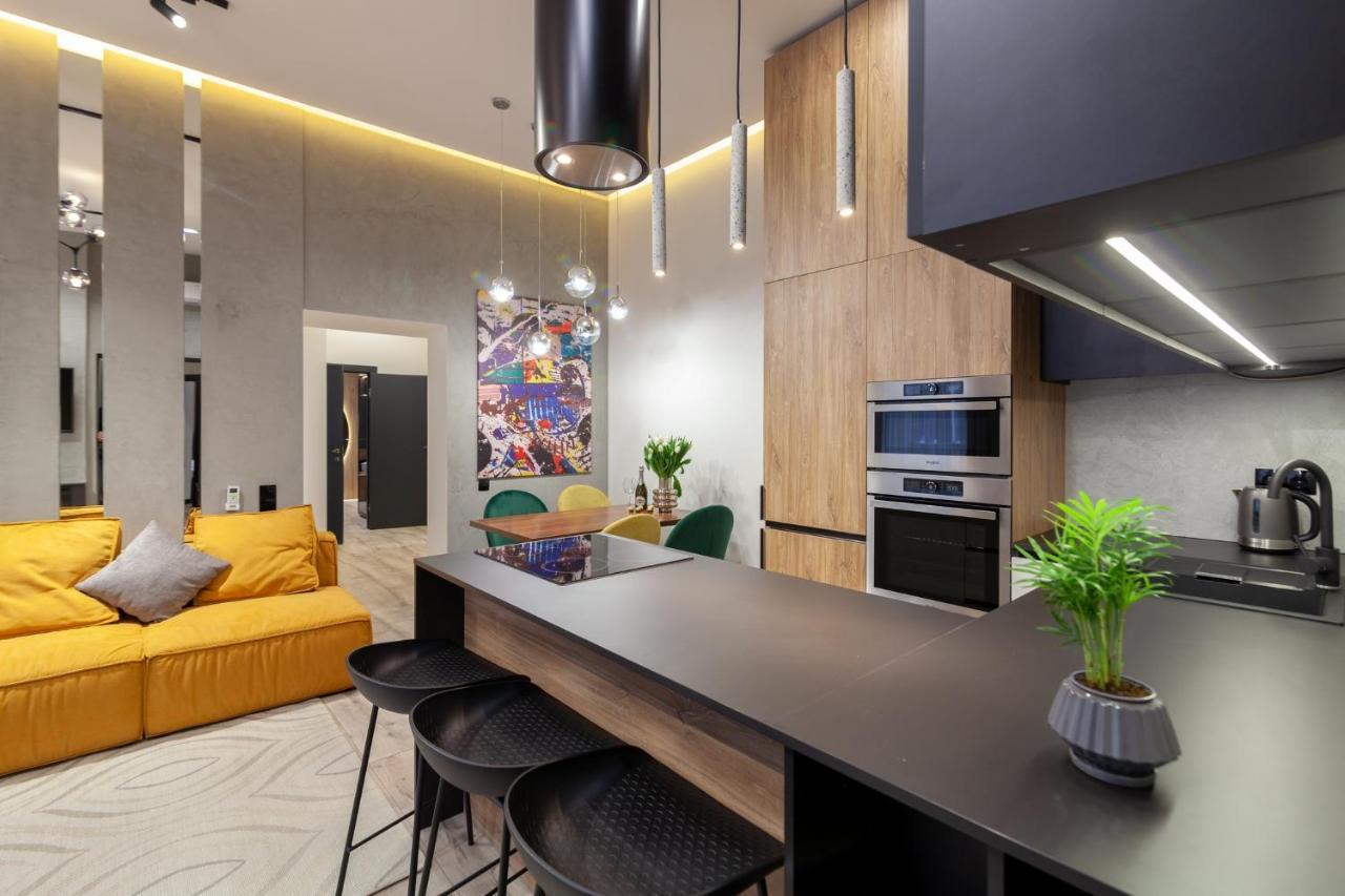 Royal Vip Apartment On Leontovicha 5 Lvov Exteriér fotografie