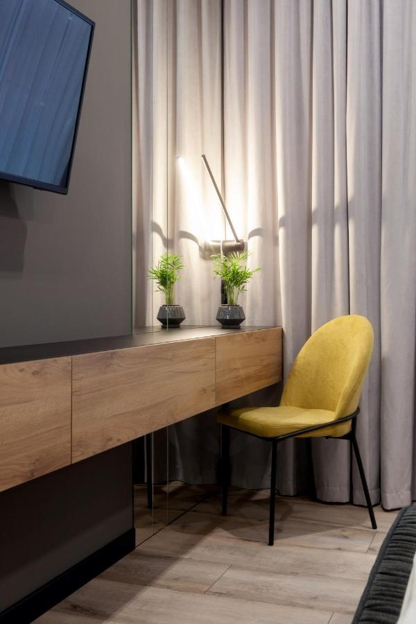 Royal Vip Apartment On Leontovicha 5 Lvov Exteriér fotografie