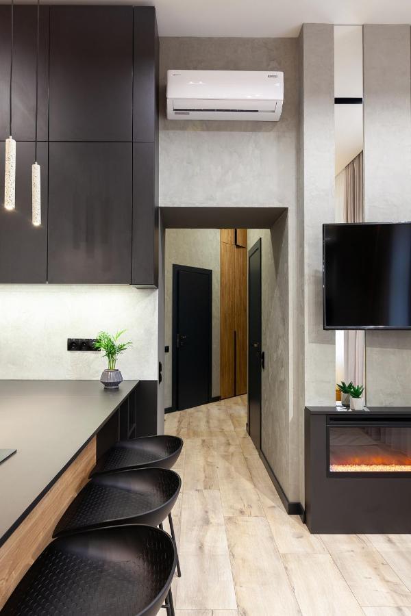 Royal Vip Apartment On Leontovicha 5 Lvov Exteriér fotografie